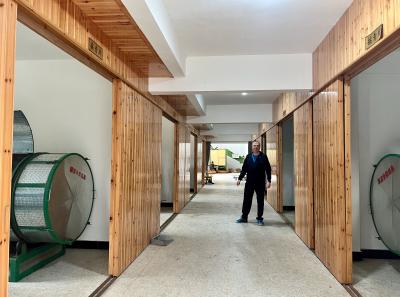 China 2023 Apr 37 52872379766 O