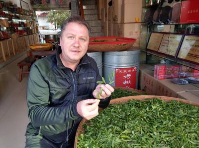 Imag0426 40680784025 O