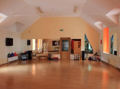 Studio 00016 14885938673 O