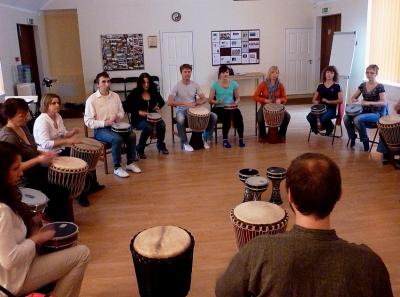 Studio 00024 14865733512 O