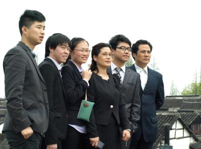 P4125617 50191459977 O