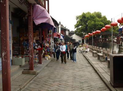 P4125645 50190652798 O