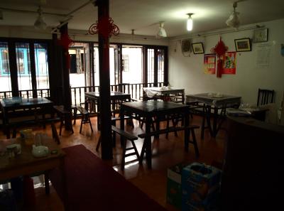 P4125658 50191456232 O