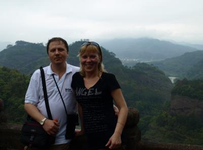 P4155901 50190641933 O