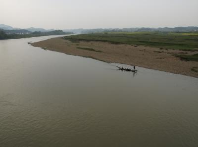 P4076597 16381661820 O