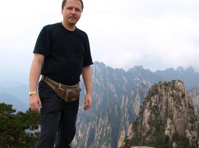 Pa205125 50945289537 O